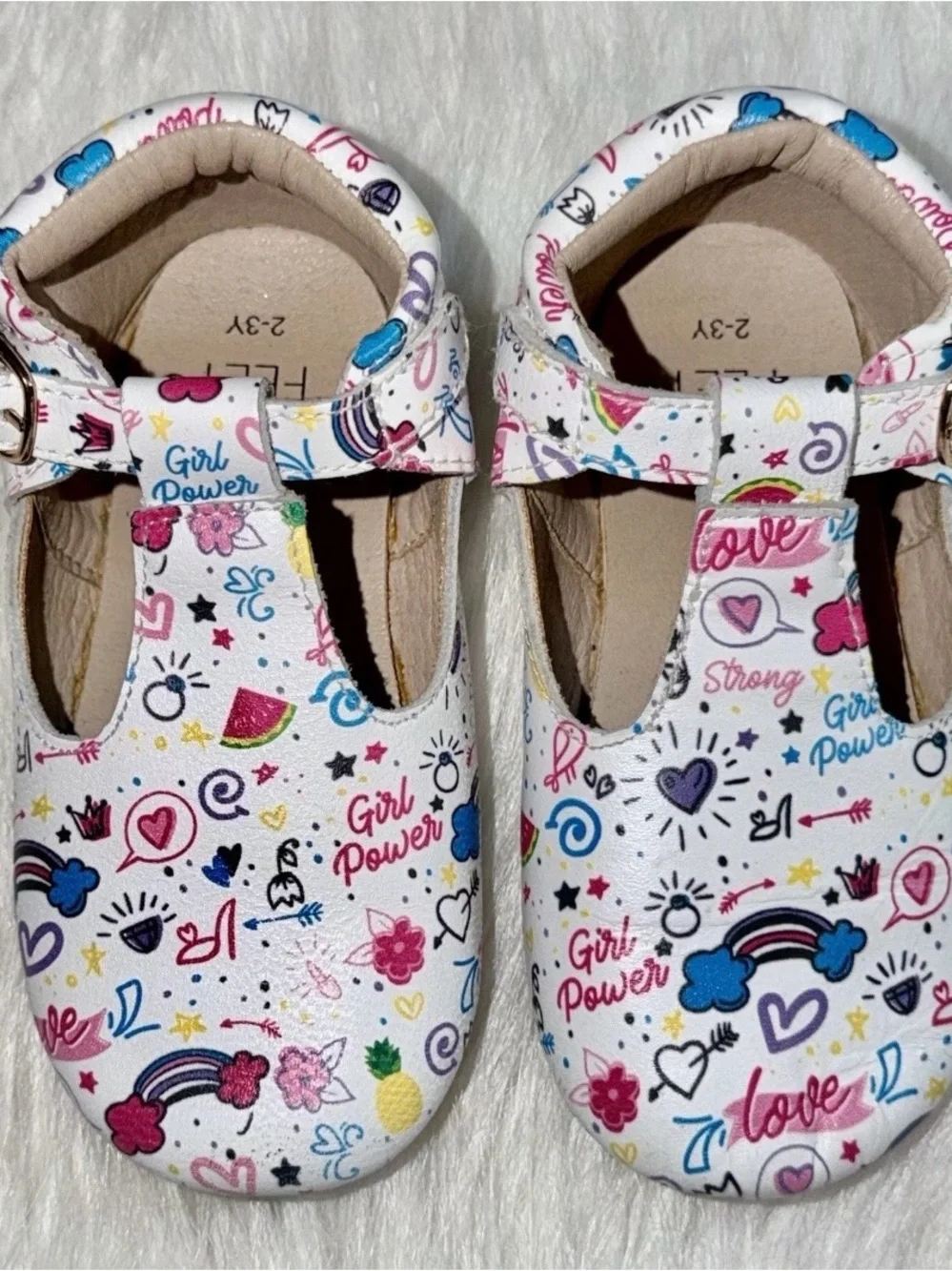 Monkey Feet Mary Jane Leather shoes in Girls’ size 6-7 Fun Colorful Print! NWOT
